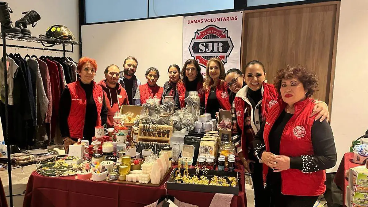 FOTO PRINCIPAL SJR Las damas voluntarias en el bazar malala